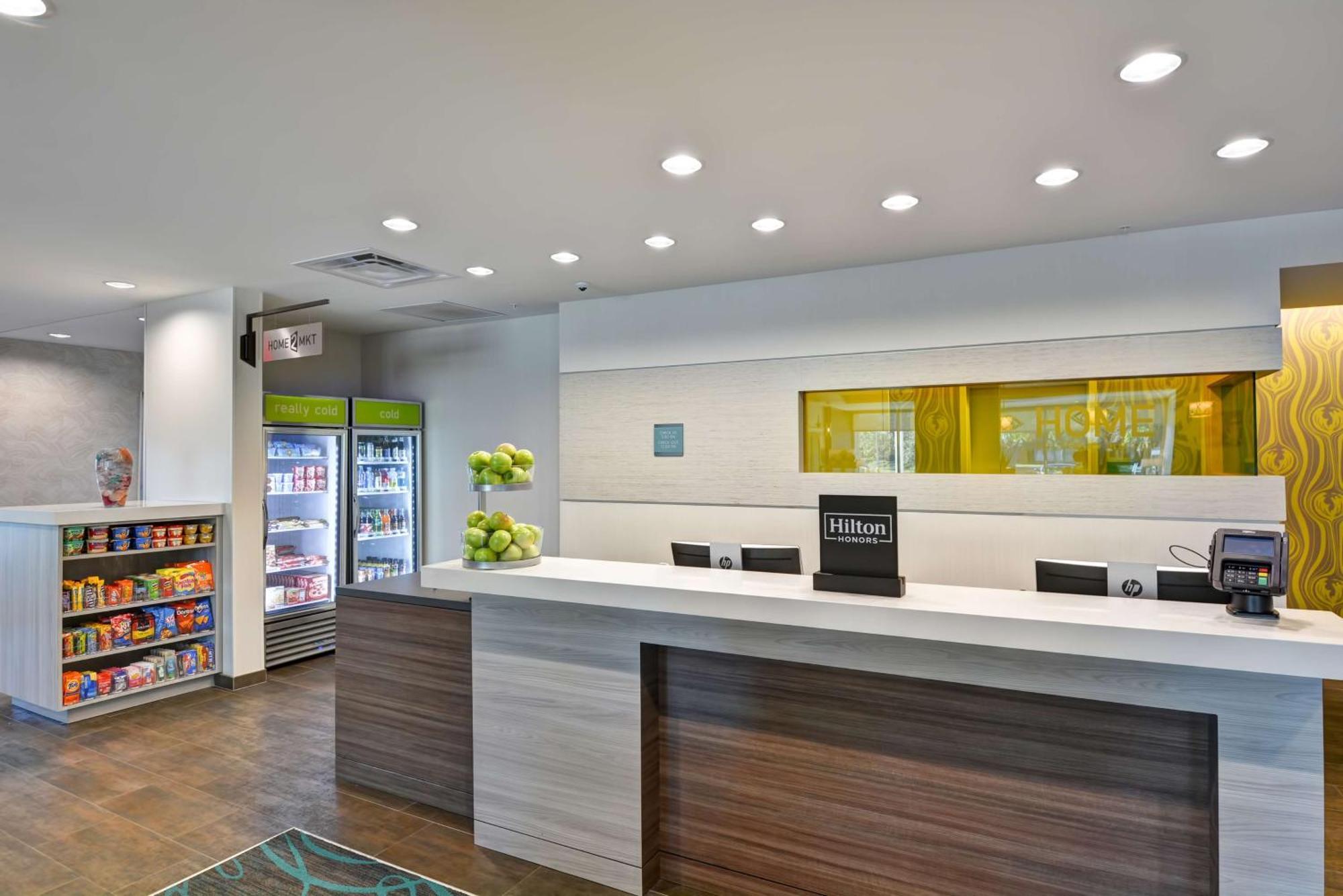 Hotel Home2 By Hilton Usf Near Busch Gardens Tampa