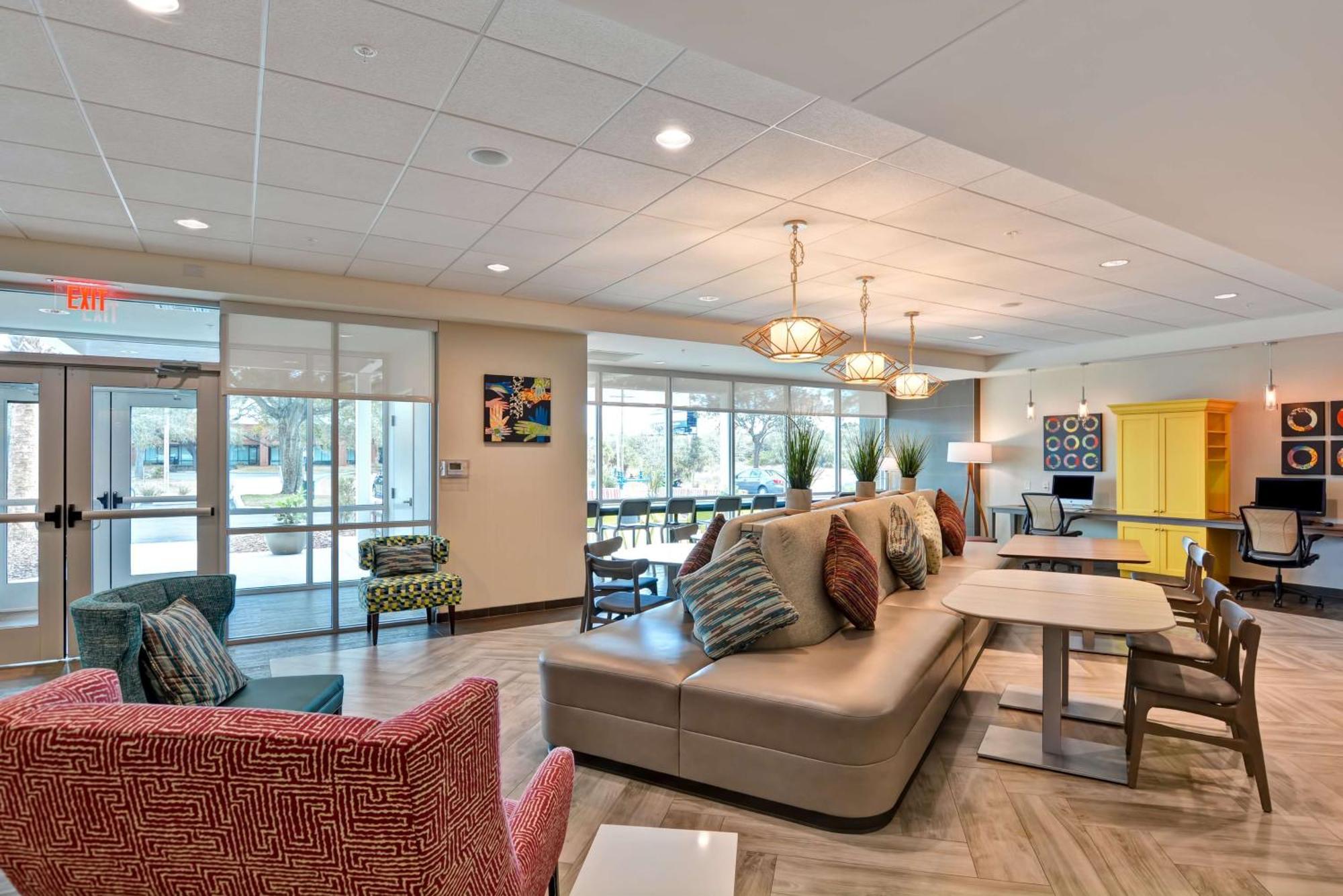 Hotel Home2 By Hilton Usf Near Busch Gardens Tampa
